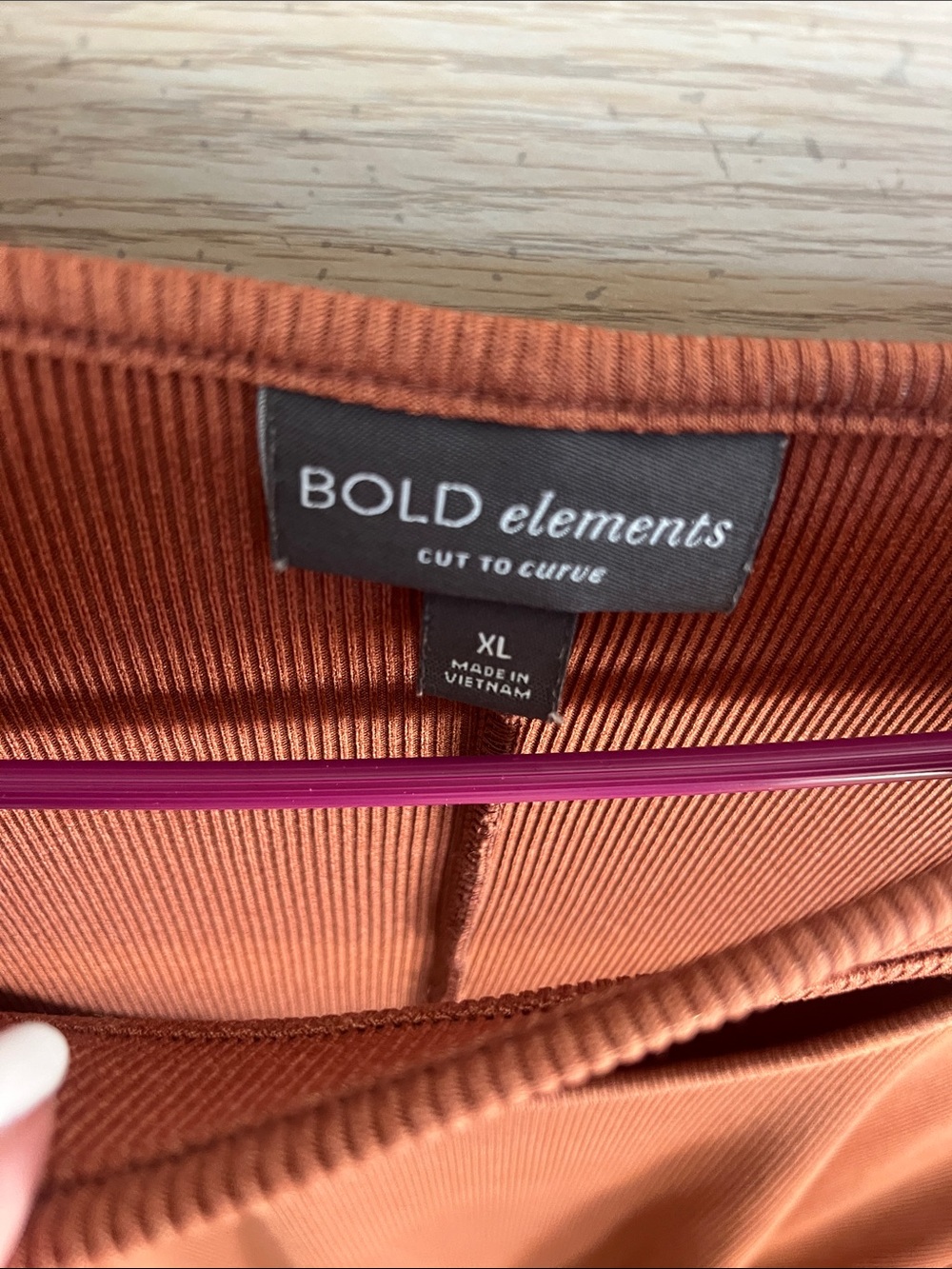 BOLD elements Rust Cutout Ribbed Long-Sleeve Top - Picture 2 of 3